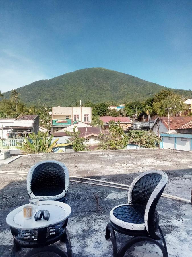 Kurnia Homestay Ternate Eksteriør billede
