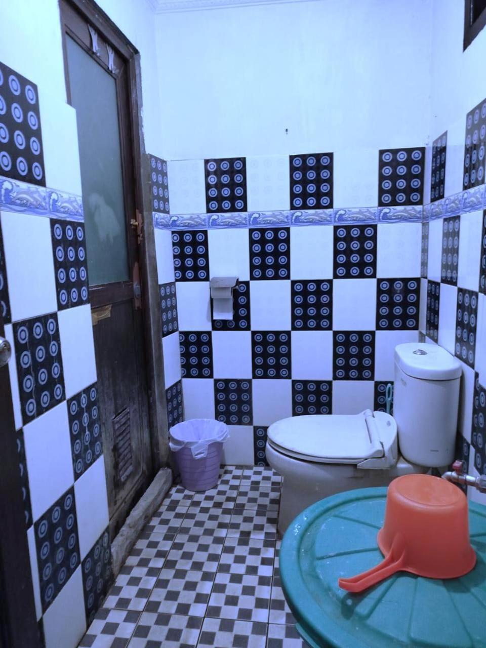 Kurnia Homestay Ternate Eksteriør billede