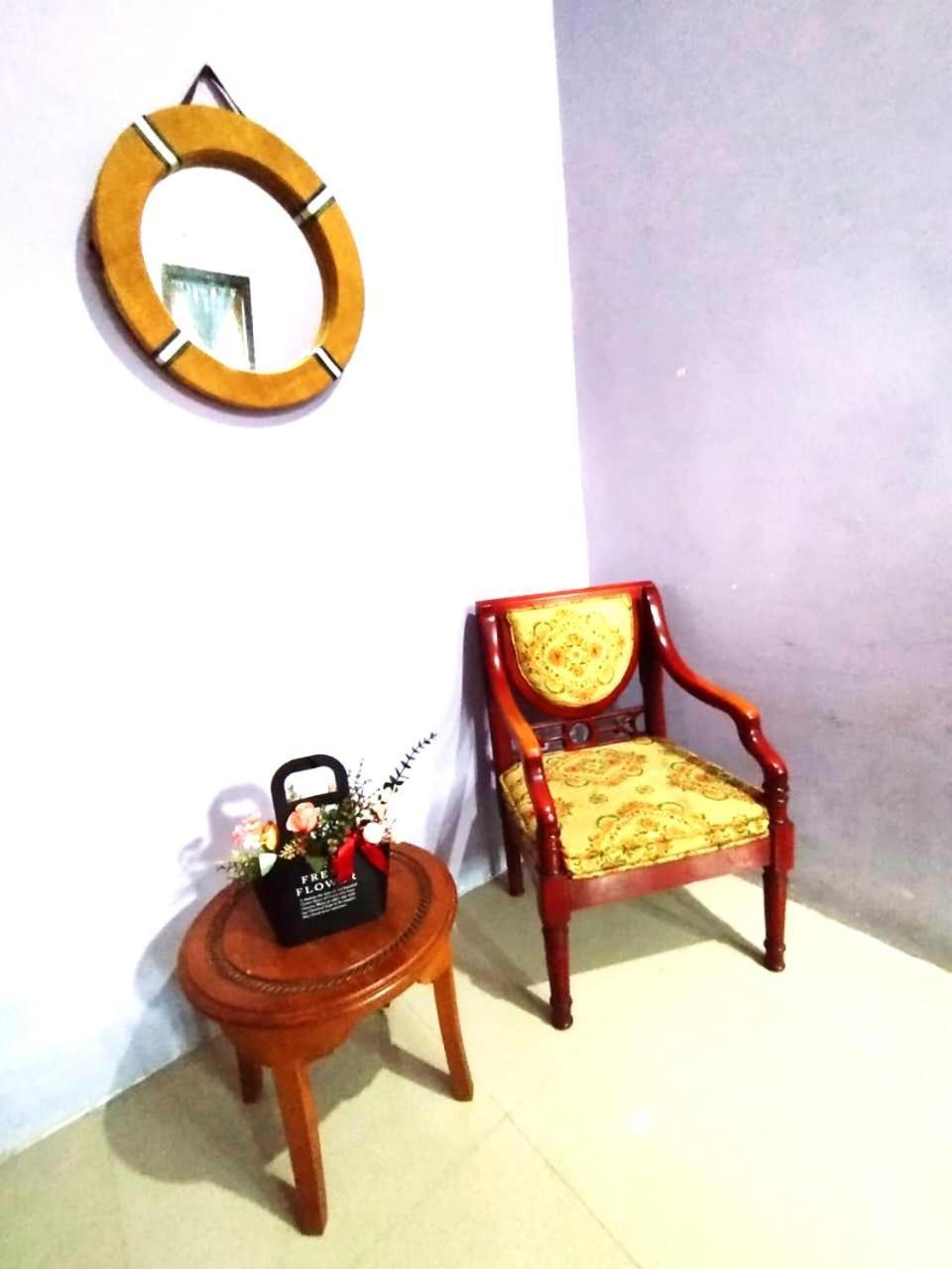 Kurnia Homestay Ternate Eksteriør billede
